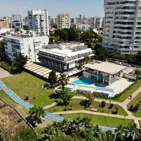 Innantalia 4*