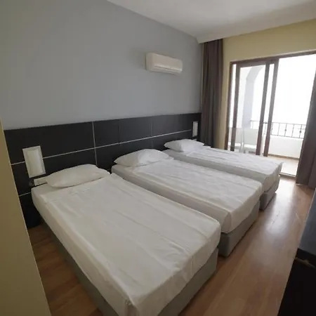 فندق Innantalia 4*